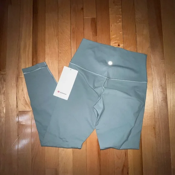 NEW: Lululemon Align 25” Leggings - Picture 2 of 2